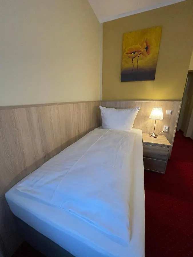 Palm Premium Hotel & Apartments Düsseldorf 3*,