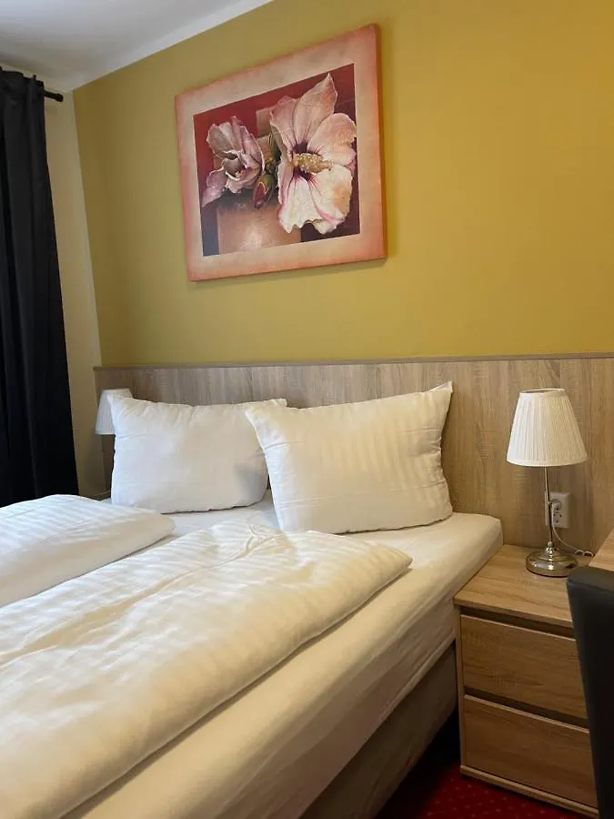 Palm Premium Hotel & Apartments Dusseldorf