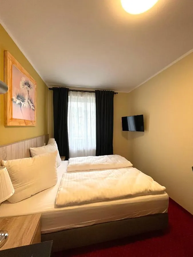 Palm Premium Hotel & Apartments Dusseldorf