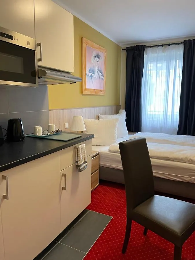 Palm Premium Hotel & Apartments Dusseldorf
