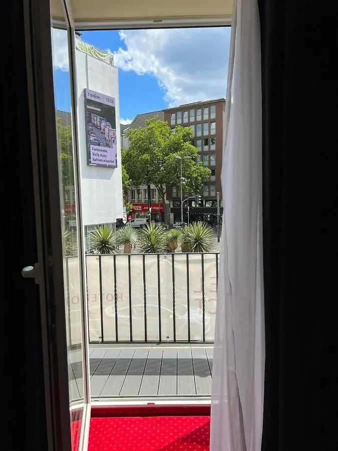 Palm Premium Hotel & Apartments Dusseldorf