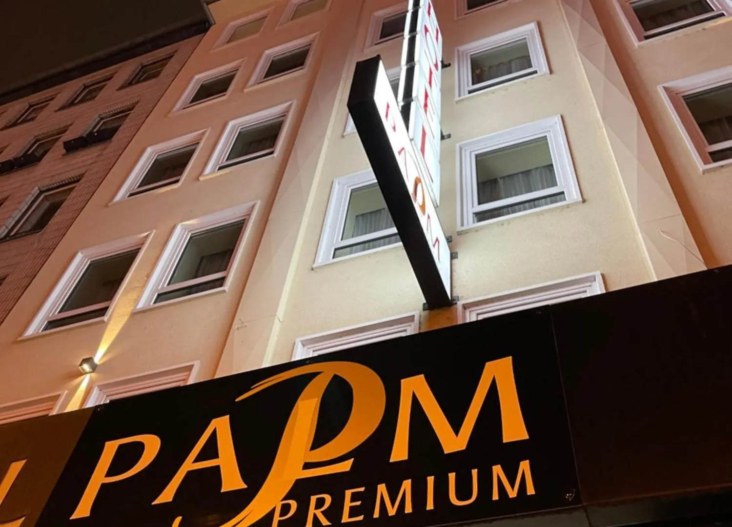 Palm Premium Hotel & Apartments Dusseldorf